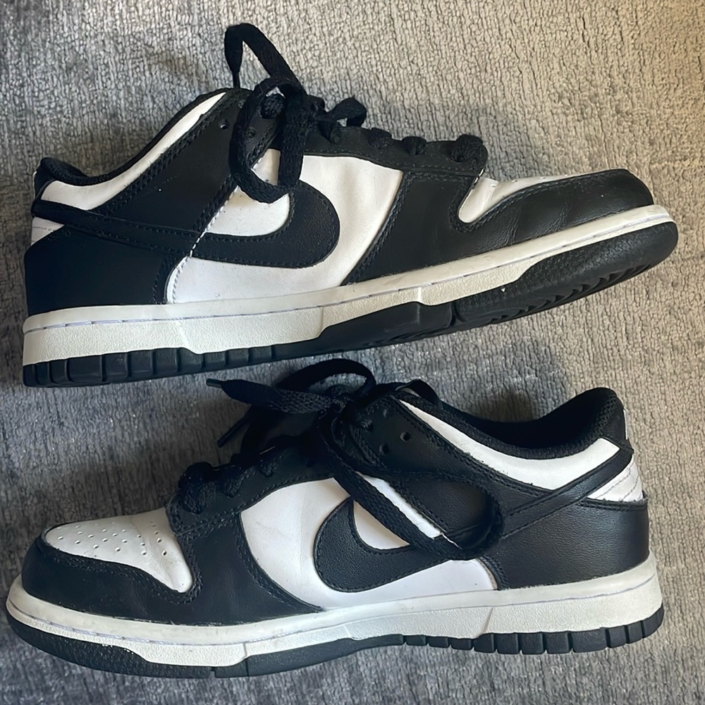 Nike black and white panda dunks